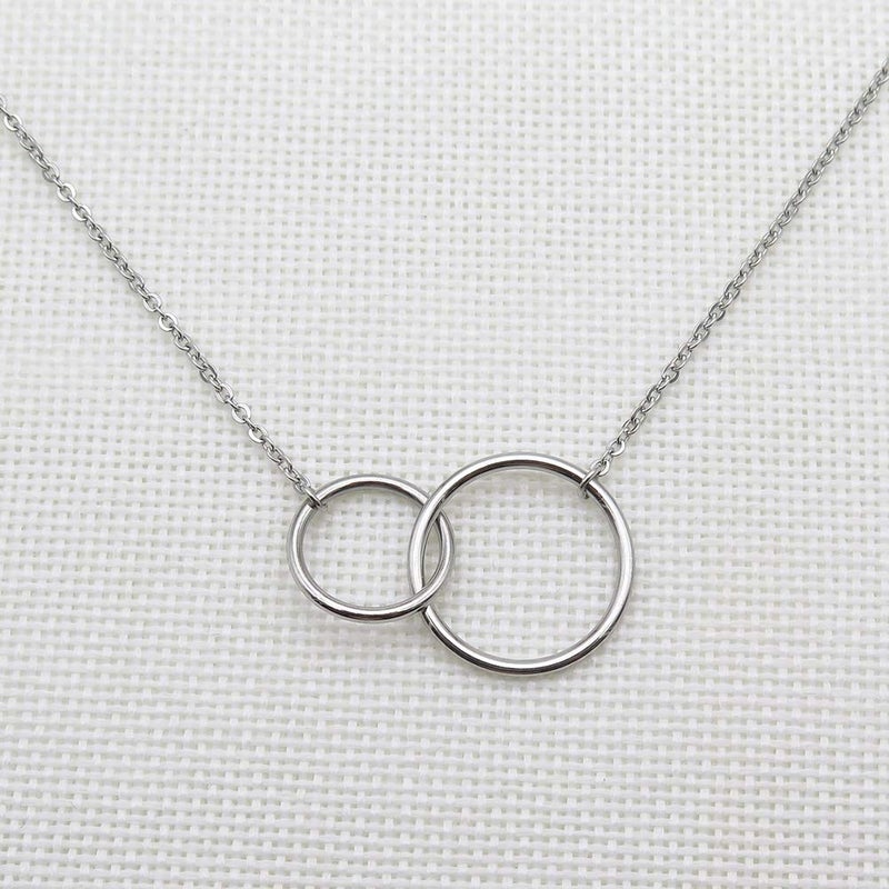 IDLAN Mom to Be Pregnancy Gift New Mom Expectant Mother Necklace - Two Interlocking Infinity Circles (Silver) - Image 2